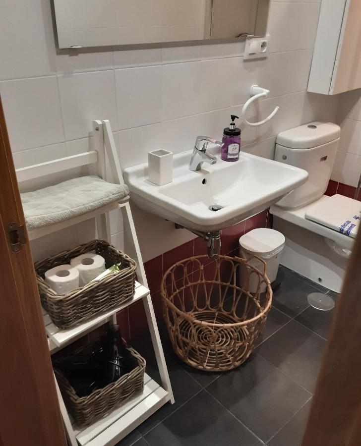 Apartamento Cine Colon 2 里瓦德奥 外观 照片
